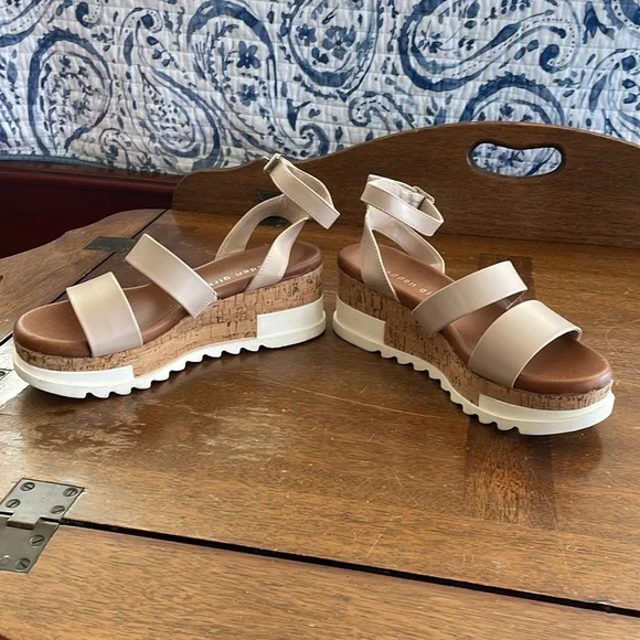 Madden Girl Shoes - Picture 2 of 5